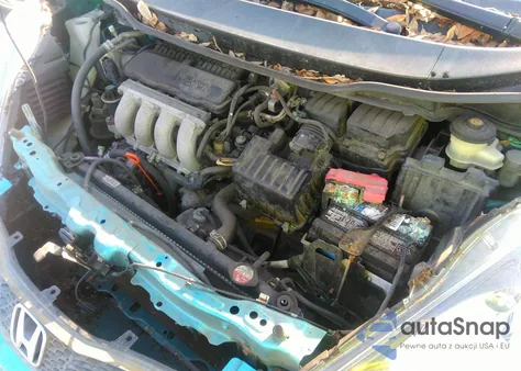 2013 Honda Fit z USA, uszkodzony, nr VIN JHMGE8G31DC000025